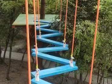 丛林穿越